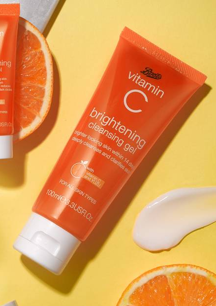 Boots VITAMIN C BRIGHTENING CLEANSING GEL - 100ml