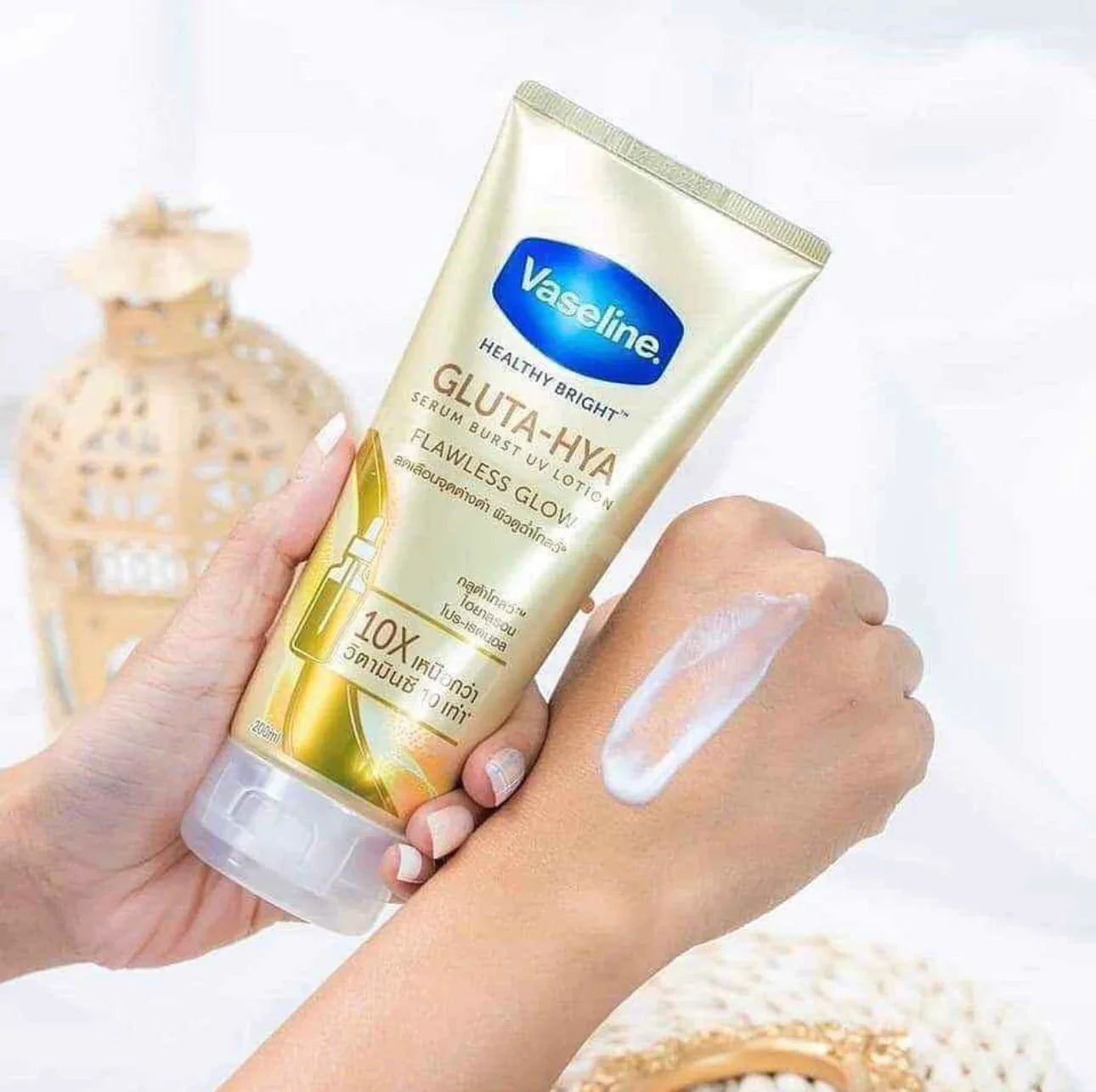 Vaseline Gluta Haya Flawless Glow