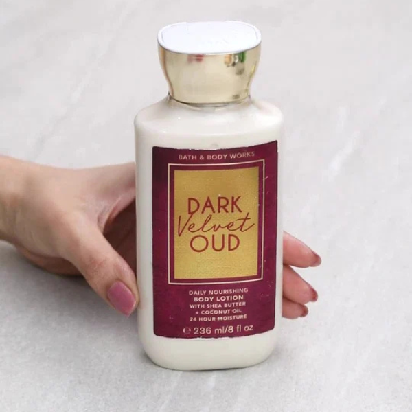 Bath & Body Works - Body Lotion - Dark Velvet Oud 236ml
